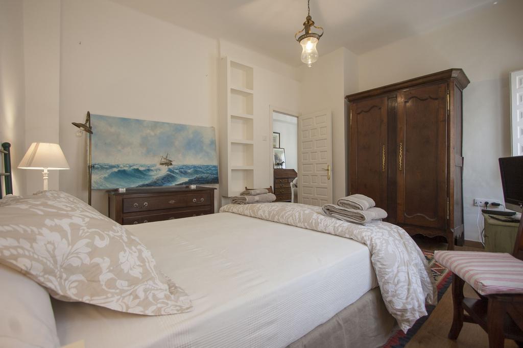 Champion Duplex Terrace And Garage Old Town 6 Pax Lejlighed Sevilla Eksteriør billede